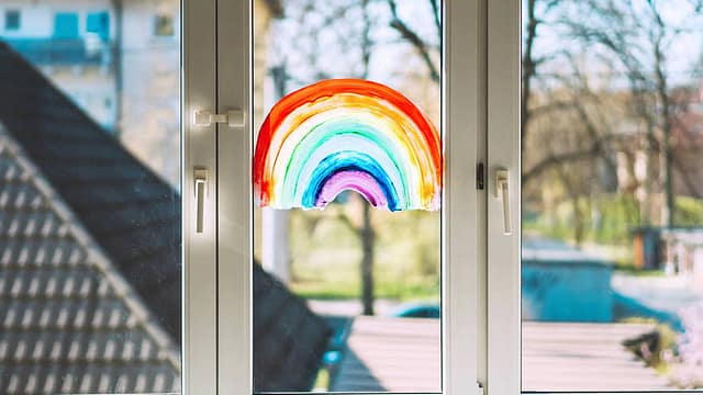 Meditation For Kids - Happinnes Rainbow-centr