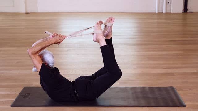 059. Essential Yoga Poses-17. Cobra and Bow Pose