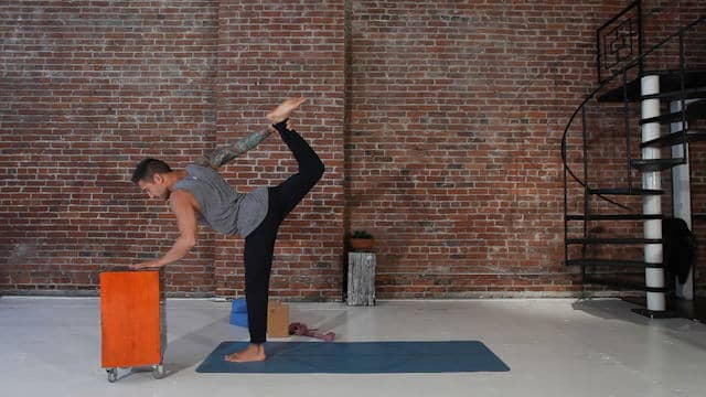 239. Yoga Strength Basics For Beginners-05. Day 03 - Front Body Opening