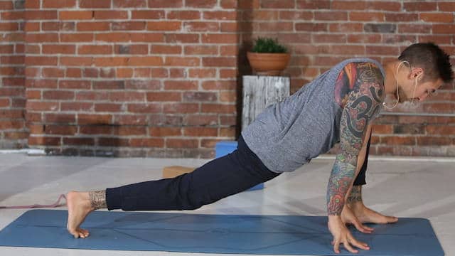 239. Yoga Strength Basics For Beginners-07. Day 05 - Mobility & Movement