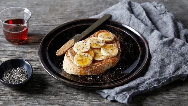 182. Quick Banana & Chia Toast