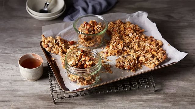 201. Snacking Granola Clusters